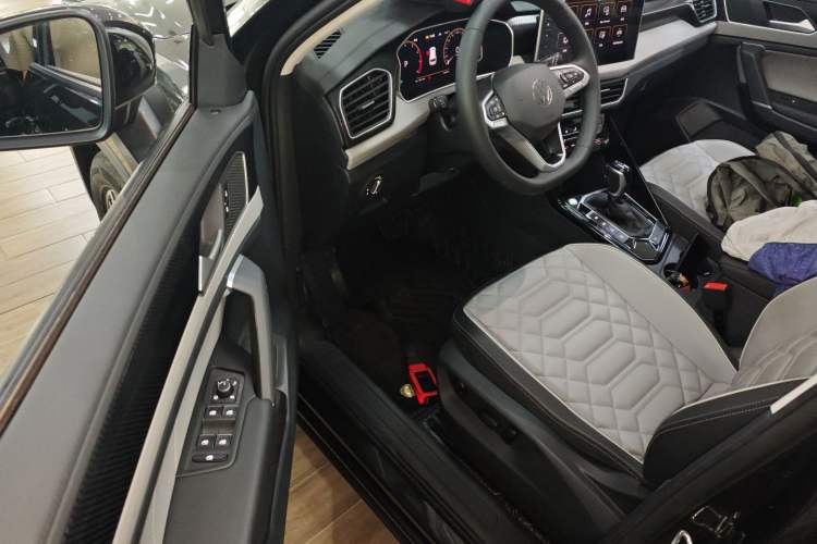 Used Volkswagen Tayron 2025 Zhongxiang Version 300TSI Driver Seat