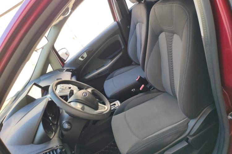 Used Ford EcoSport 2013 1.5L Automatic Fashion Model
