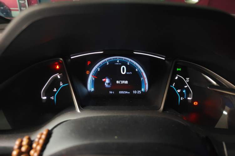 Used Honda Civic 2021 HATCHBACK 220TURBO CVT New Trendsetter Instrument Cluster