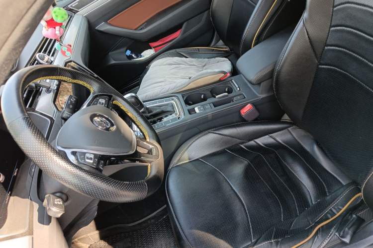 Used Volkswagen FAW-Volkswagen CC 2019 380TSI Glamour Edition China V Standard Left Front Seat