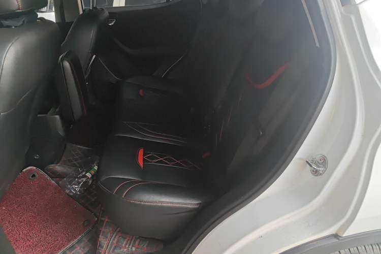 Used Soueast DX3 2018 1.5T CVT Luxury Model Left Rear Seat