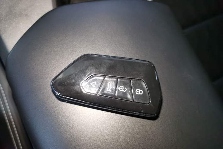 Used Geometry C 2022 400KM Blueberry Pro