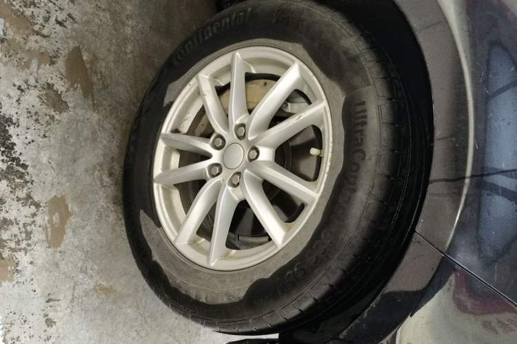 Used Land Rover Range Sport 2020 3.0 L6 HSE DYNAMIC Right Front Wheel Hub