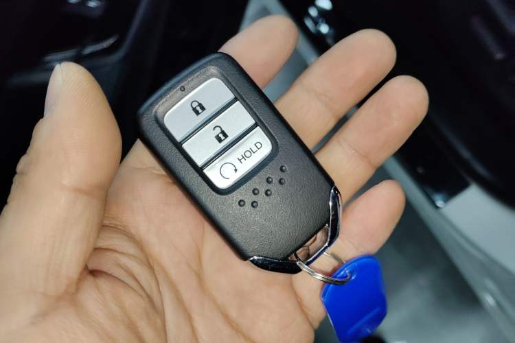 Used Honda CR-V 2021 240TURBO CVT 2WD Fashion Edition
