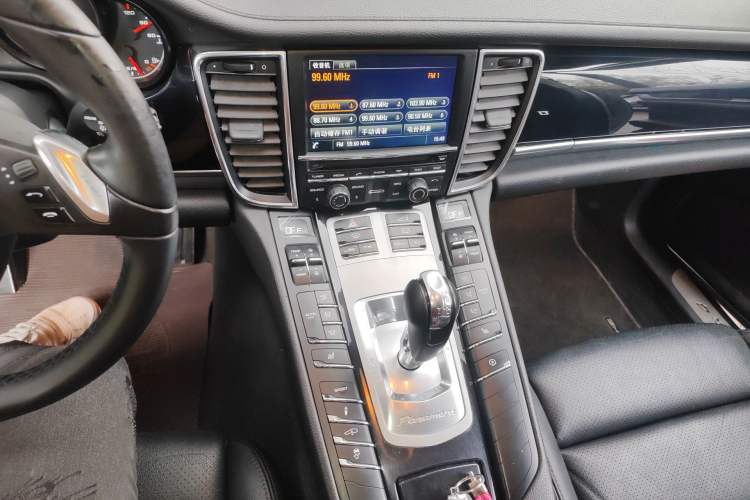 Used Porsche Panamera 2014 Panamera 4 3.0T Audio And AC Panel
