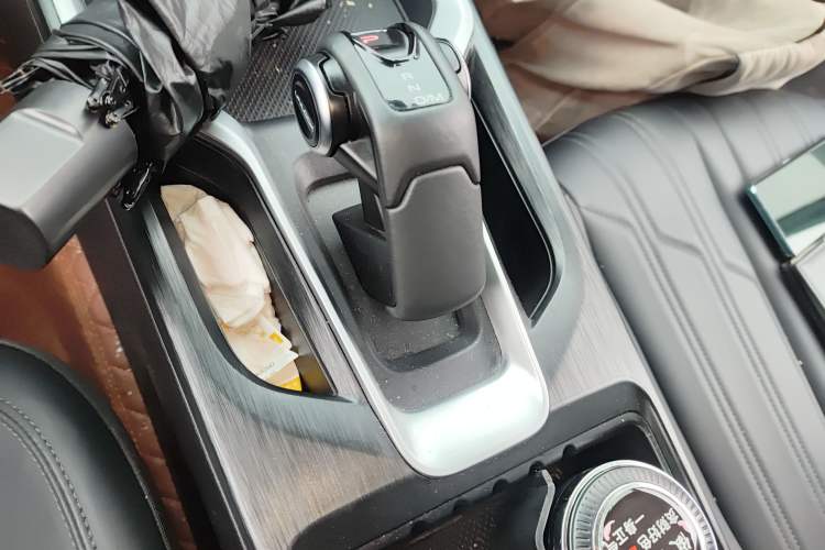 Used Haval H5 2023 2.0T Automatic All-Wheel Drive LinkedIn Gasoline
