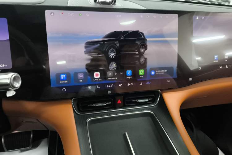 Used Hima AITO M8 2025 Extended-Range Max Version 37 kWh 6-Seater Audio And AC Panel