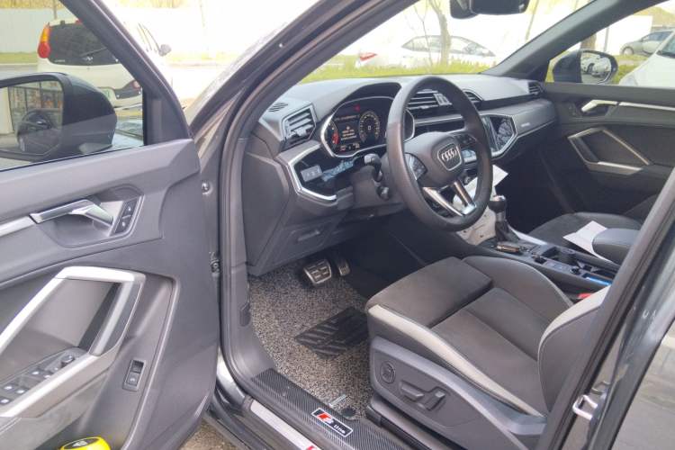 Used Audi Q3 2023 Updated 45 TFSI quattro Stylish and Dynamic Edition