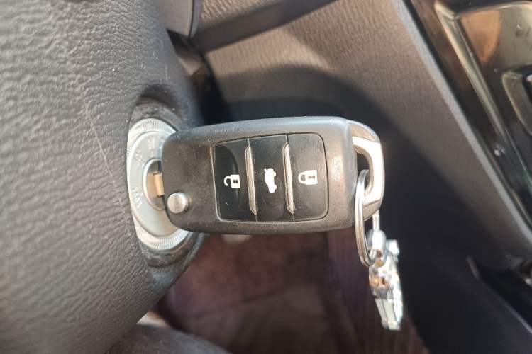 Used Changan Alsvin V7 2015 1.6L Manual Enjoyment Model China V Standard