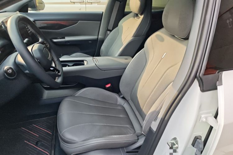 Used Lynk & Co 07 2024 EM-P 126 Long-Range Ultra