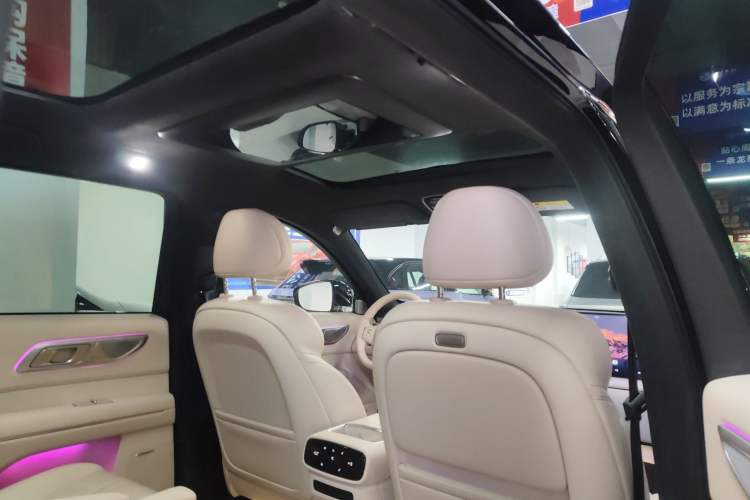 Used Deepal S09 2025 Four-Wheel Drive Ultra+ Custom Edition
