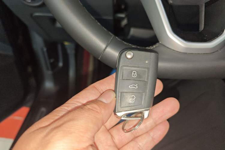 Used Volkswagen Tayron 2023 300TSI Two-Wheel-Drive Luxury Plus Advanced Edition Vehicle Key