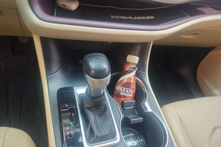 Used Toyota Highlander 2015 2.0T Four-Wheel Drive Luxury Edition 7-Seater