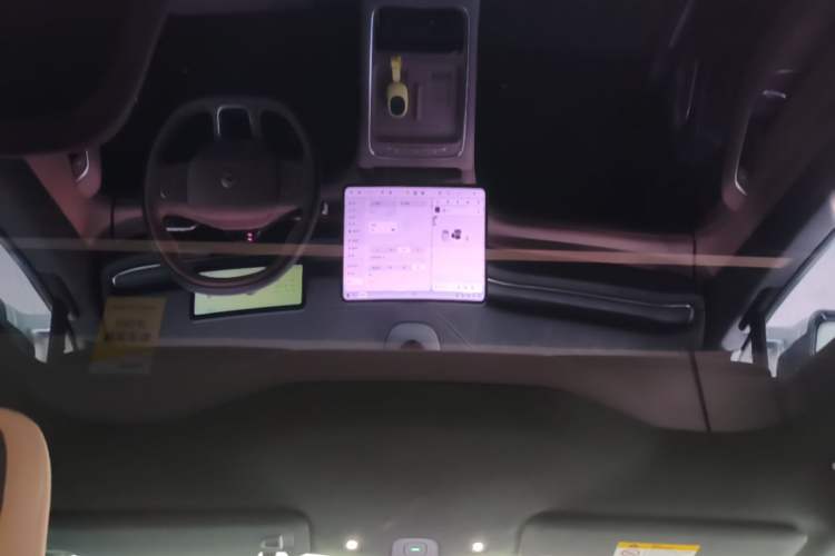 Used Nio EC6 2025 75 kWh
