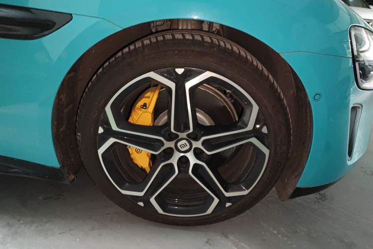 Used Xiaomi Auto SU7 2024 Four-Wheel Drive Ultra-Long Range Advanced Intelligent Driving Max Edition
