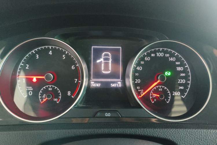 Used Volkswagen Golf 2018 230TSI Automatic Luxury Version