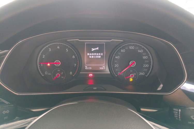 Used Volkswagen Passat 2020 Revised Version 280TSI Business Edition China VI Standard
