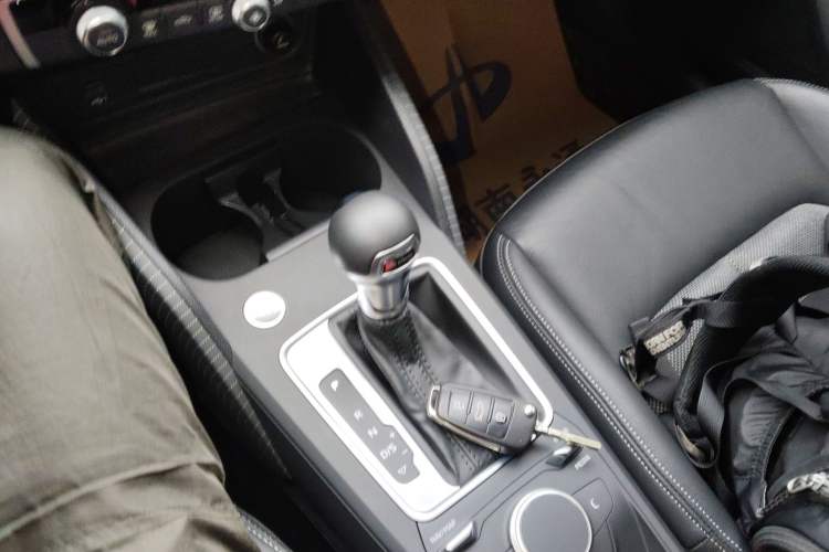 Used Audi Q2L 2021 35 TFSI Fashion Dynamic Model
