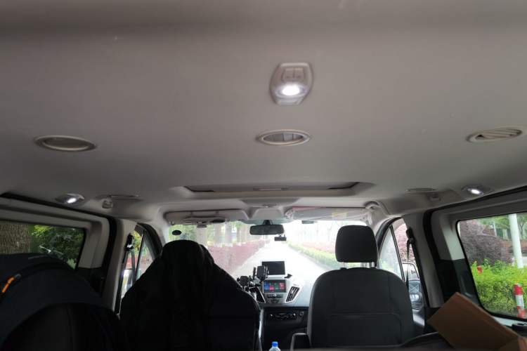 Used Ford Tourneo Custom 2020 Revised Version 2.0T Automatic Elite Edition
