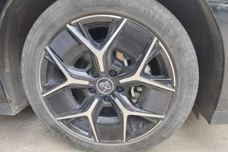 Used BYD Han 2024 EV Glory Edition 605KM Front-Wheel-Drive Premium Model