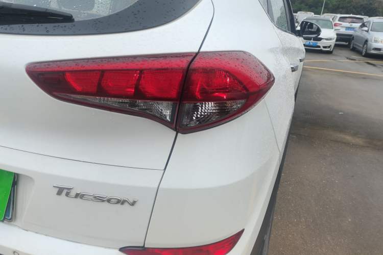 Used Hyundai Tucson 2015 1.6T Dual-Clutch Two-Wheel-Drive Smart Model
