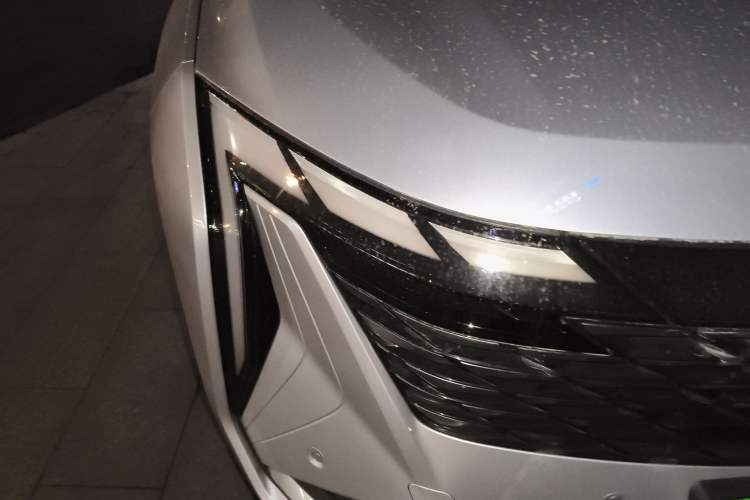 Used Geely Auto FX11 2023 1.5TD DCT Prestige Edition