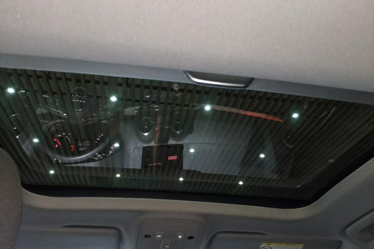 Used Audi Q2L 2018 35 TFSI Launch Exclusive Edition China VI Headliner