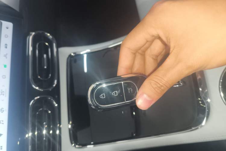 Used Leapmotor C01 2022 Four-Wheel Drive Dual-Motor Performance Version Interior 1