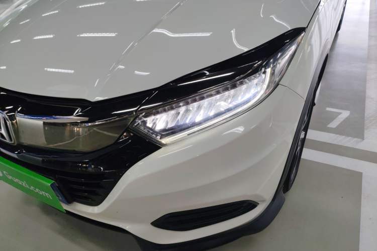 Used Honda Vezel 2020 1.5L CVT Luxury Edition

