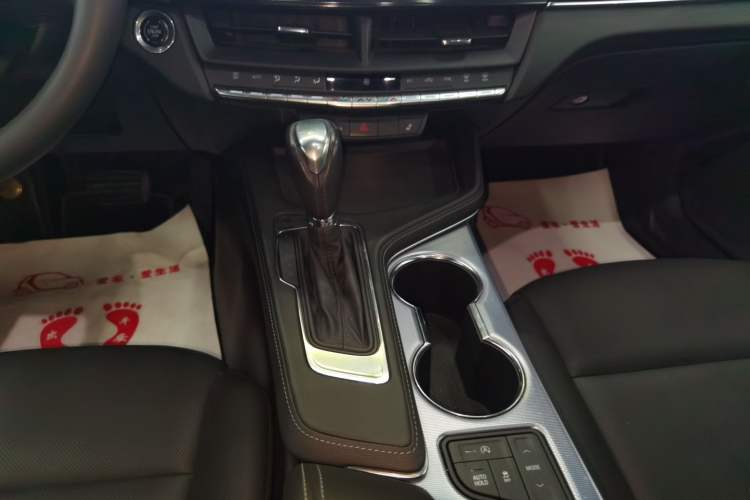 Used Cadillac CT4 2021 28T Luxury Model Gear Lever