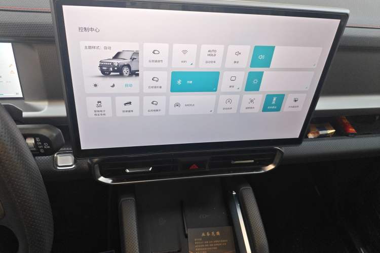 Used JETOUR Traveler 2023 2.0T All-Wheel Drive CrossPRO+ Audio And AC Panel