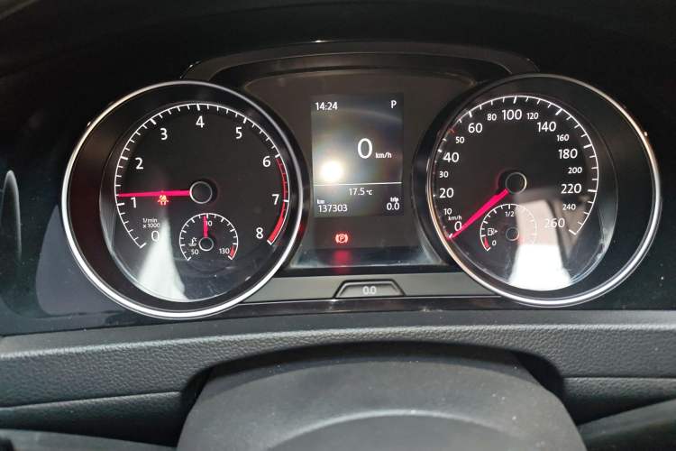 Used Volkswagen Golf 2018 280TSI Automatic R-Line Model
