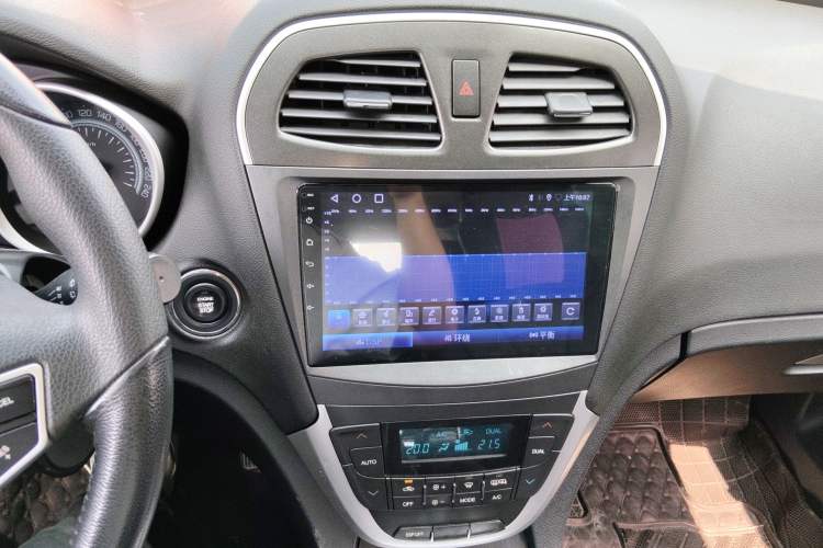 Used GAC Trumpchi GS5 2012 2.0L Automatic Two-Wheel Drive Anniversary Edition