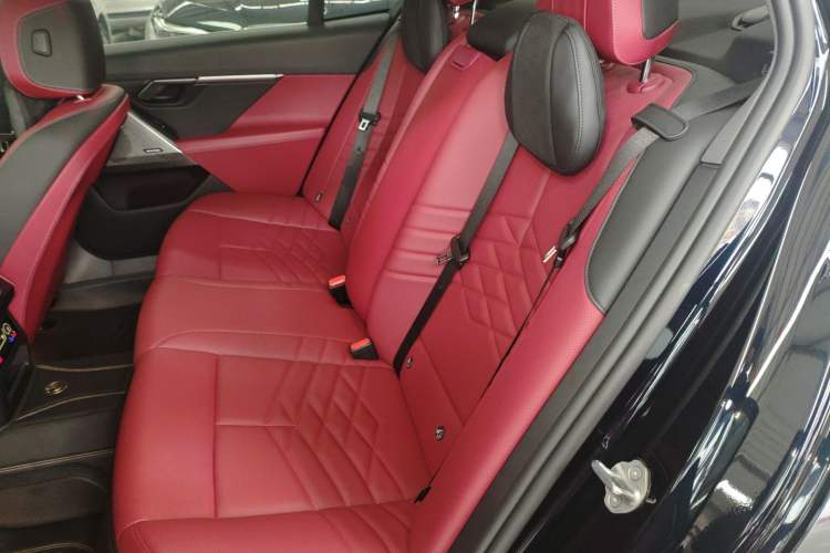 Used BMW i5 2025 eDrive 40L M Sport Package