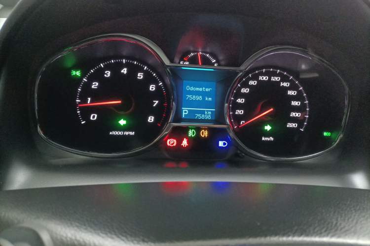 Used Chevrolet Captiva 2017 2.4L 4x4 Flagship Edition 7-Seater