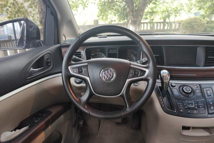 Used Buick GL8 2017 25S Prestige Version China V Standard
