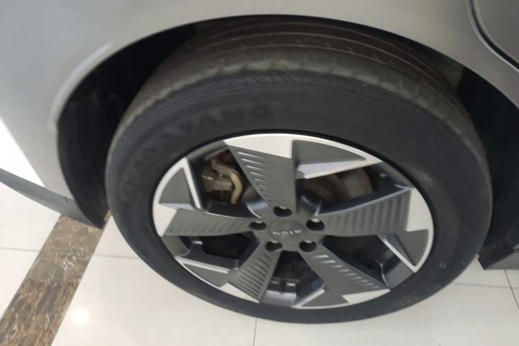 Used AION Y 2022 70 Intelligent Edition Lithium Iron Phosphate
