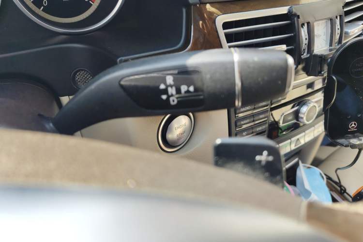 Used Mercedes-Benz E-Class 2015 E 200 L Gear Lever