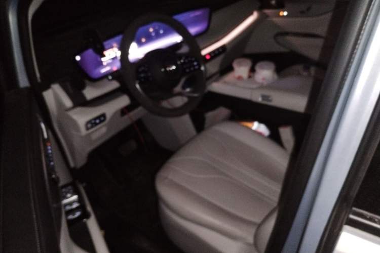 Used Buick GL8 2025 Lu Zun Deluxe and Yue Aivia Edition
