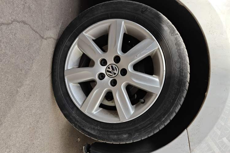 Used Volkswagen Polo 2013 1.6L Automatic Comfort Edition