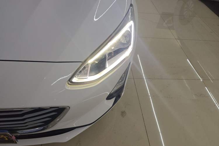 Used Ford Focus 2019 Sedan EcoBoost 180 Automatic Trend Edition