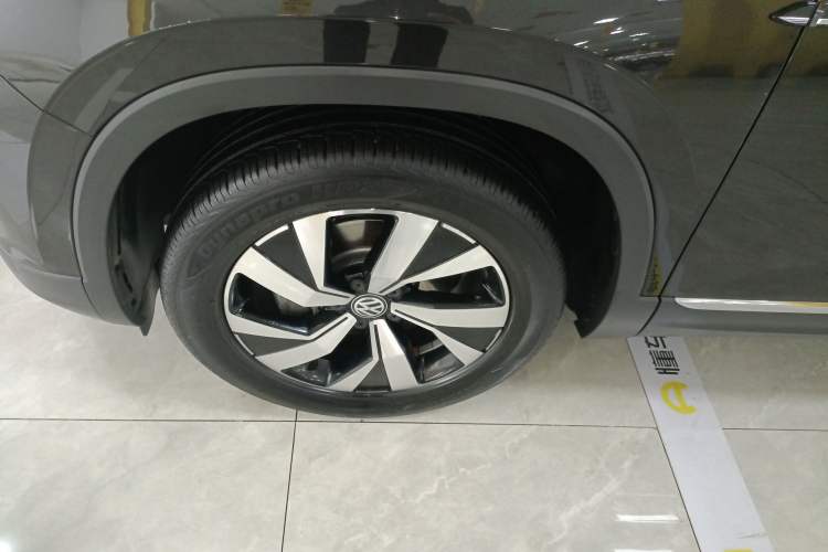 Used Volkswagen Tayron 2020 330TSI Two-Wheel Drive Luxury Smart Connectivity Version