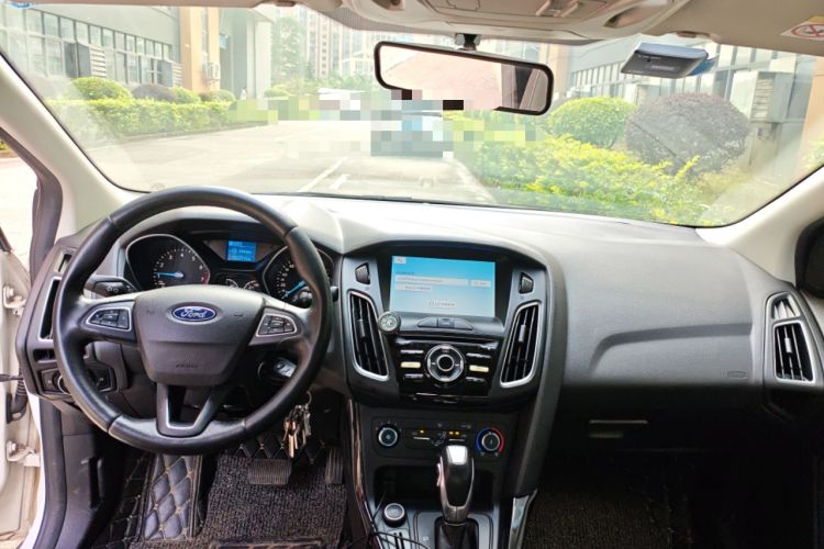 Used Ford Focus 2018 Sedan Classic 1.6L Automatic Trendy SmartDrive Edition
