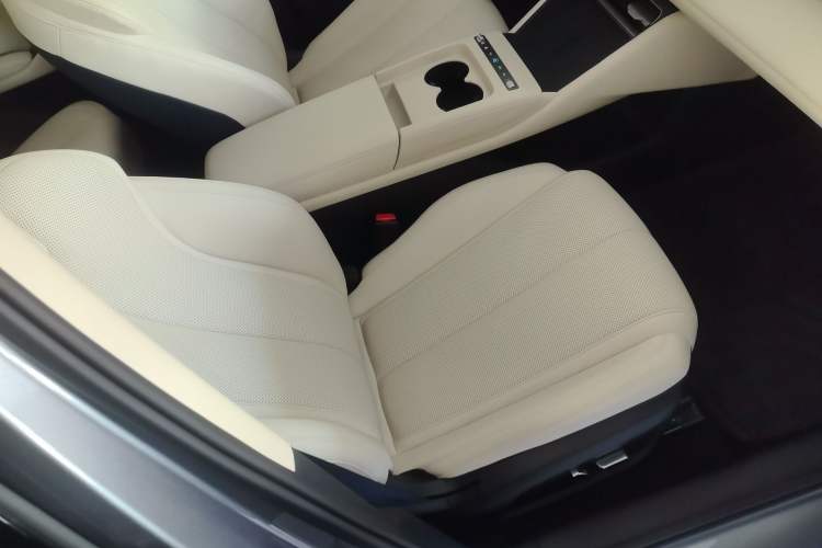 Used BYD Qin L 2025 EV 545KM Beyond Version
