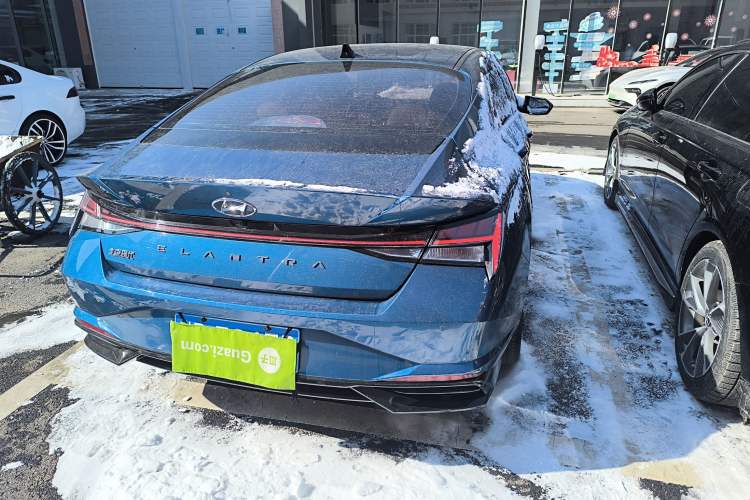 Used Hyundai Elantra 2022 1.5L CVT LUX Prestige Edition
