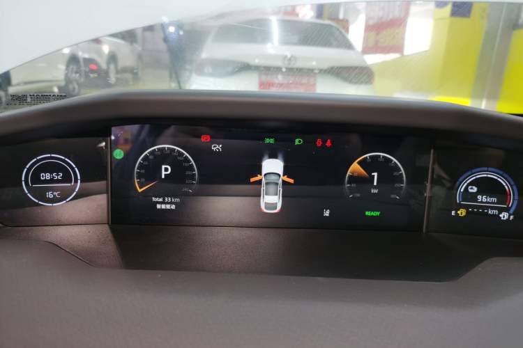 Used CHANGAN UNI-V iDD 2024 Blue Whale Smart Electric iDD 136km ZhiKu Model