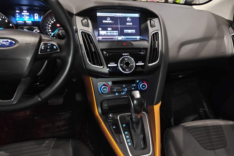 Used Ford Focus 2015 Hatchback EcoBoost 180 Automatic Sport Model