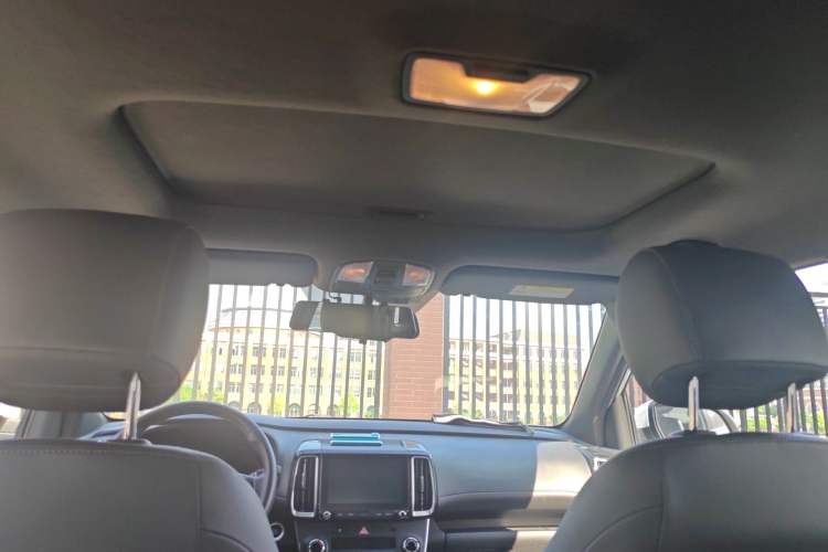 Used Hyundai ix35 2019 1.4T DCT Two-Wheel Drive Smart & Enjoyable Version China VI Standard
