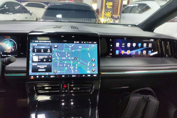 Used GAC Trumpchi M8 2023 Zongshi Series Dual-Motor YuZun Edition