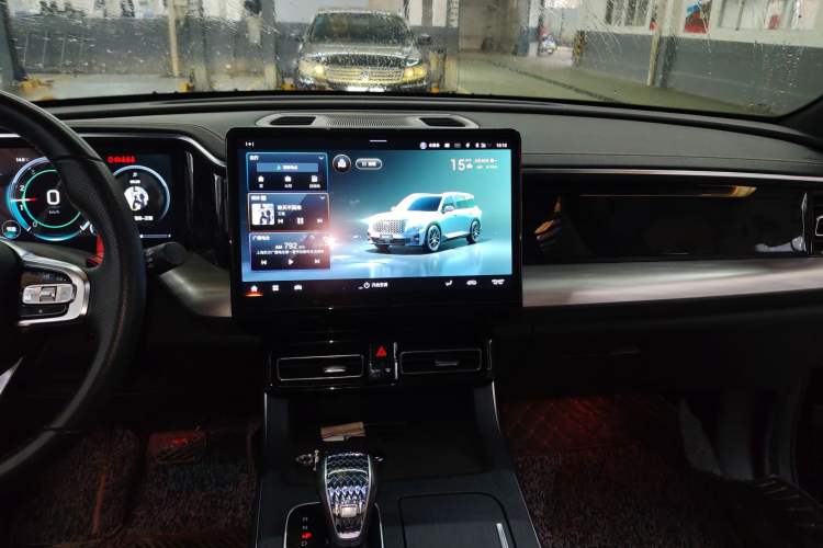 Used GAC Trumpchi GS8 2022 Linghang Series 2.0 TGDI Two-Wheel-Drive Luxury Smart Connectivity Version (7 Seats) Audio And AC Panel